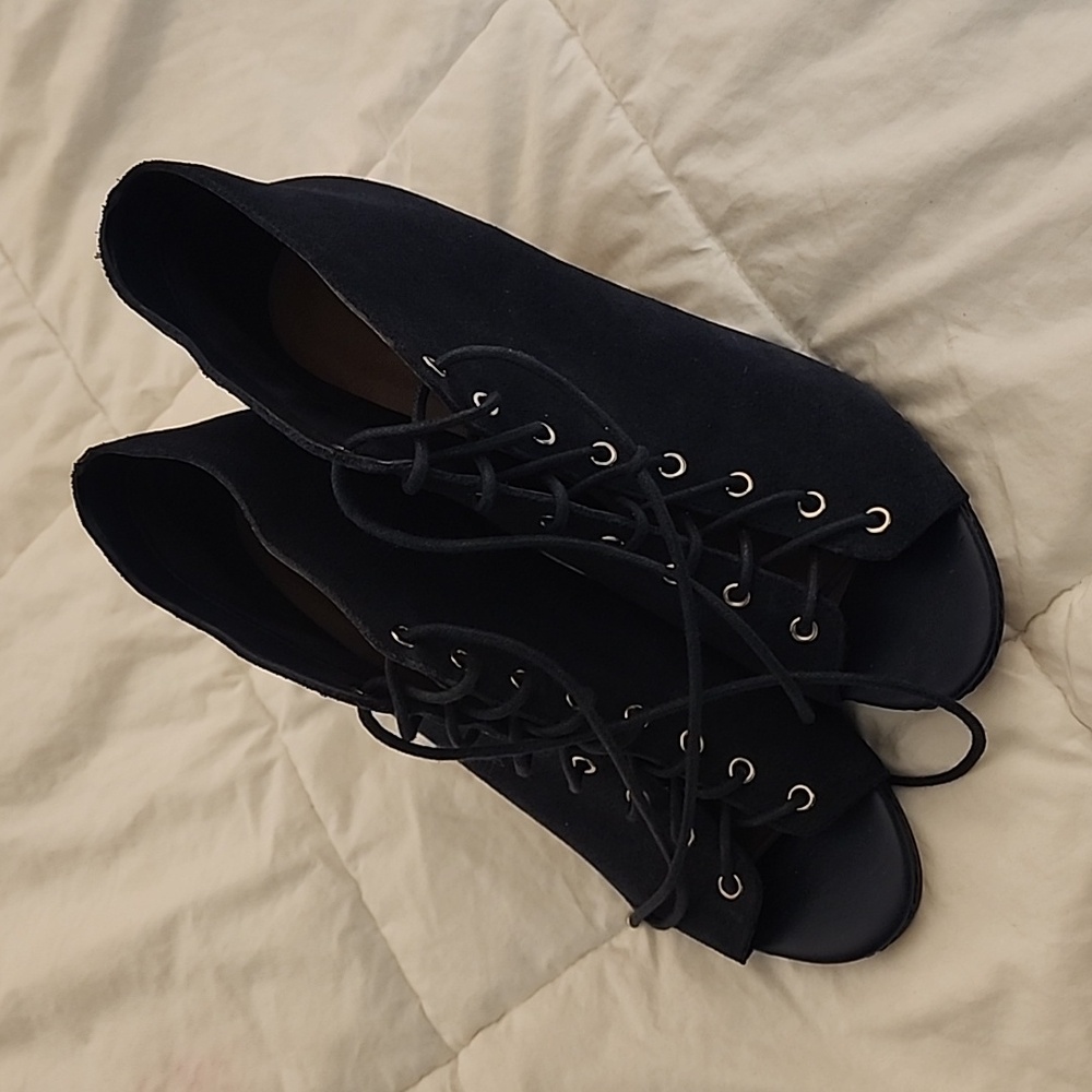 Blue suade open toe lace up booties size 7.5